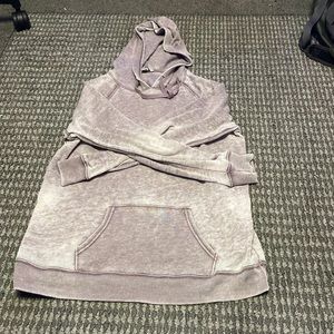 Light purple American eagle outfitters sweat shirt lightly used